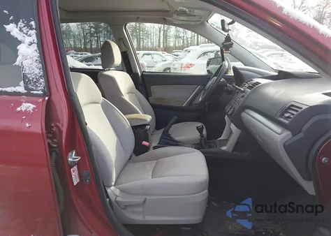 2015 Subaru Forester 2.5I Premium из США, поврежденный, VIN JF2SJADC9FG511658